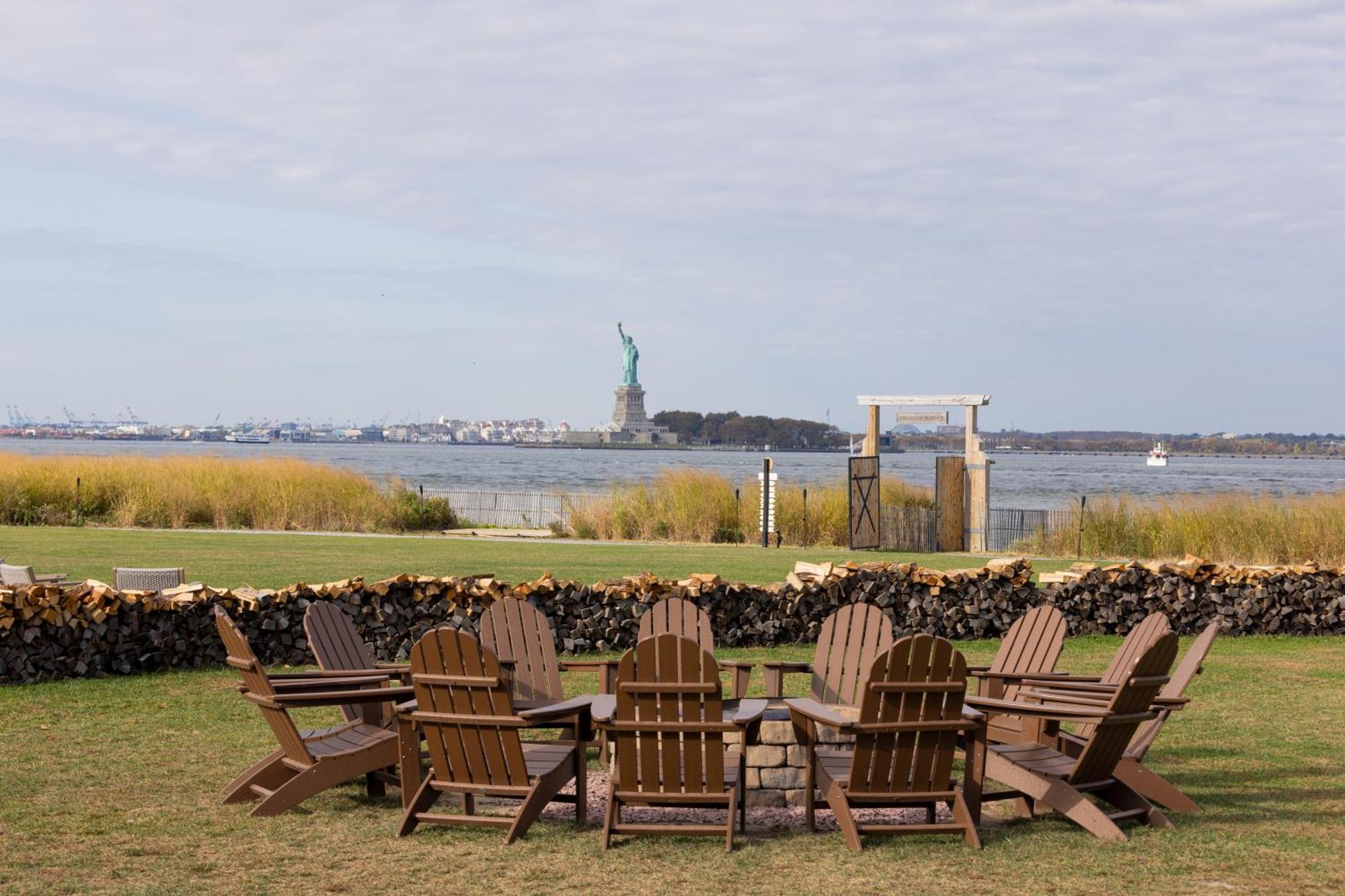 Collective Retreats Governors Island Нью-Йорк Экстерьер фото